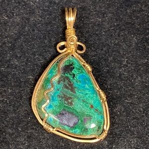 Green Mottled Art Stone Pendant